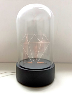 Светильник колба внутри кристалл из стекла