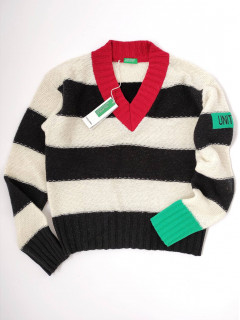 Вязаный свитер в черную полоску С